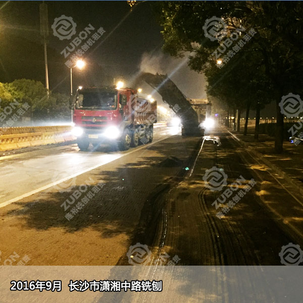 路面铣刨 路面铣刨机出租 租赁铣刨机